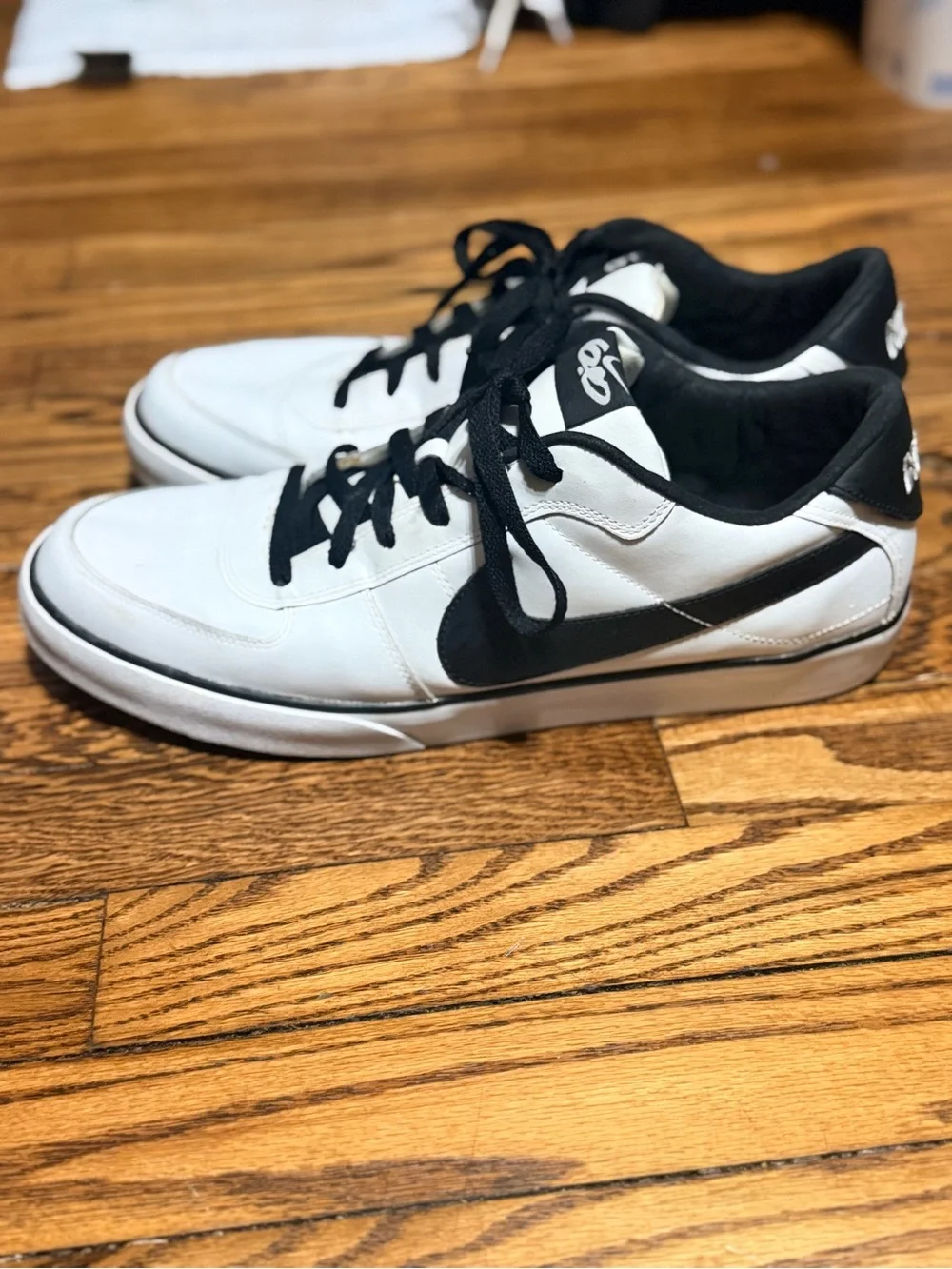 Nike 6.0 Mavrk Low White Black Leather Skate Shoes Men's 13 313067-102